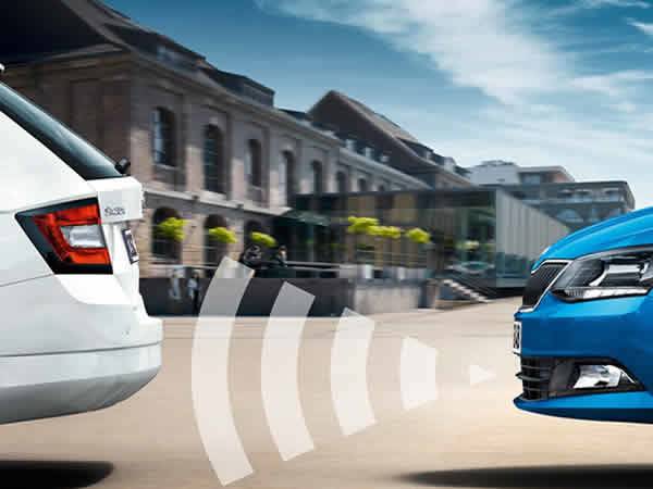 Skoda-Superb Sedan-Front Assist with City Emergency Brake